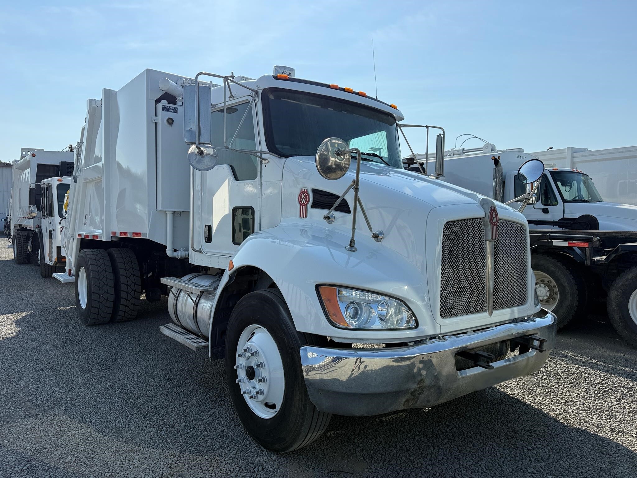 2008 KENWORTH T300 in Bealeton, VA