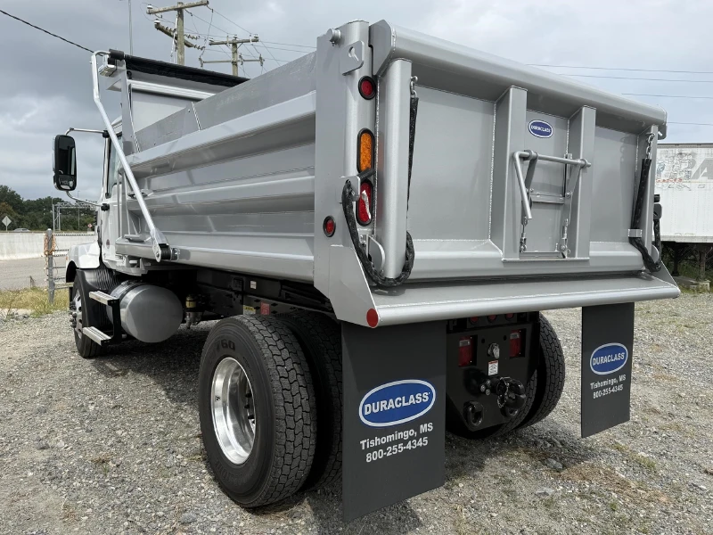 2027 MACK MD6
