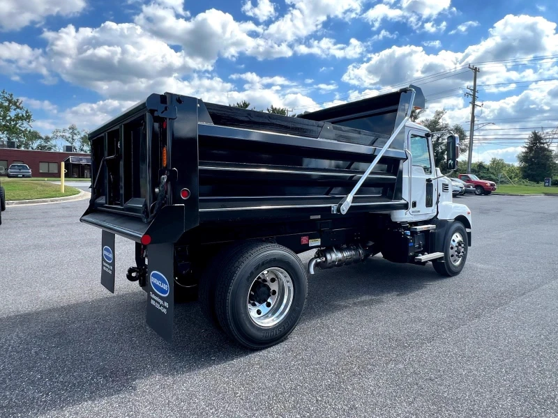 2027 MACK MD6