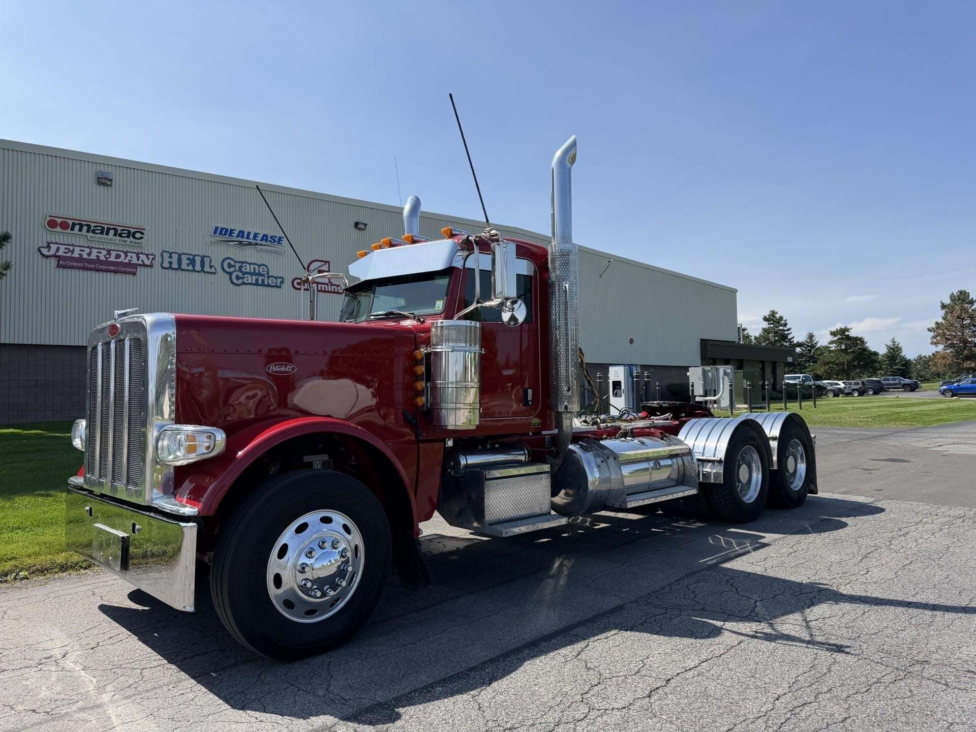 2023 PETERBILT 389 in Rochester, NY