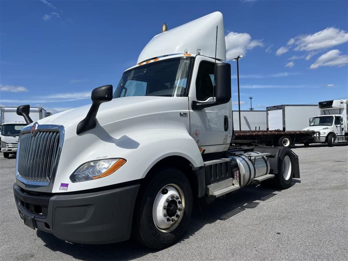 2021 INTERNATIONAL LT625 DAYCAB S/A in Laurel, MD