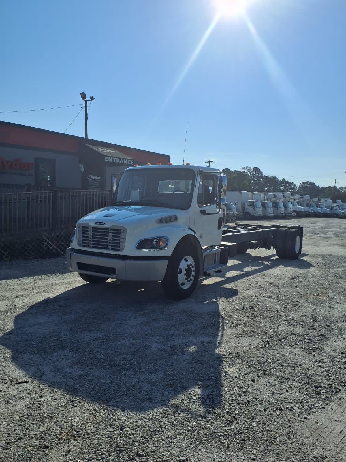 2019 FREIGHTLINER BUSINESS CLASS M2 106 in Greenville, SC