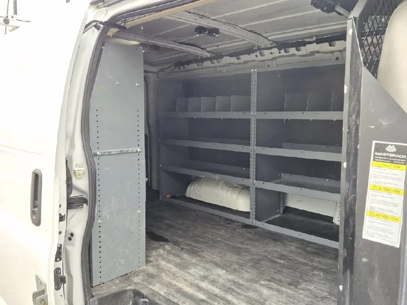 2023 CHEVROLET Express 2500
