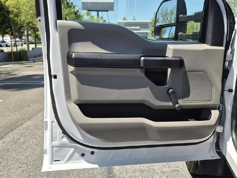 2020 FORD F550