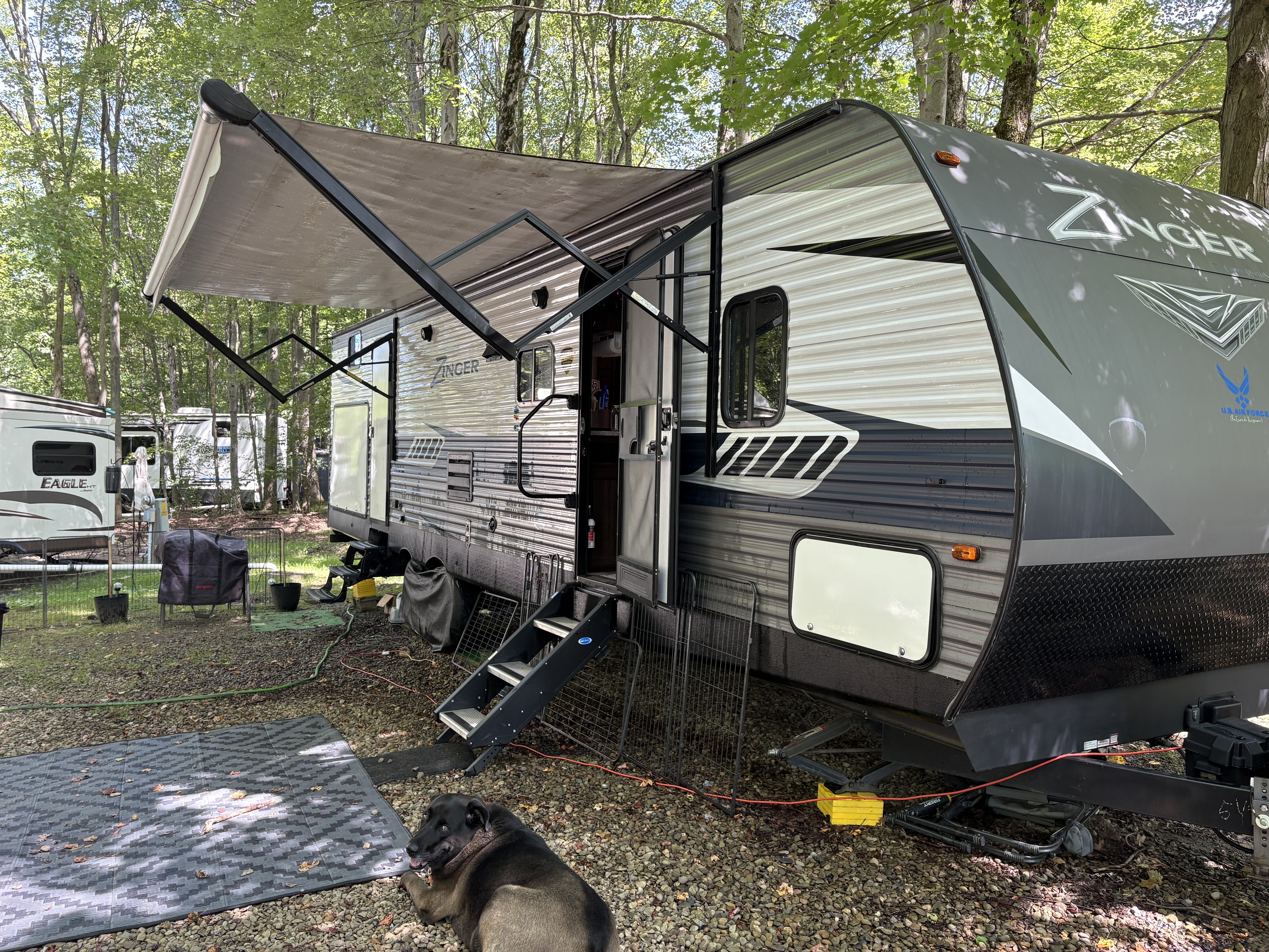 2018 Crossroads ZINGER 328SB in new kensington PA