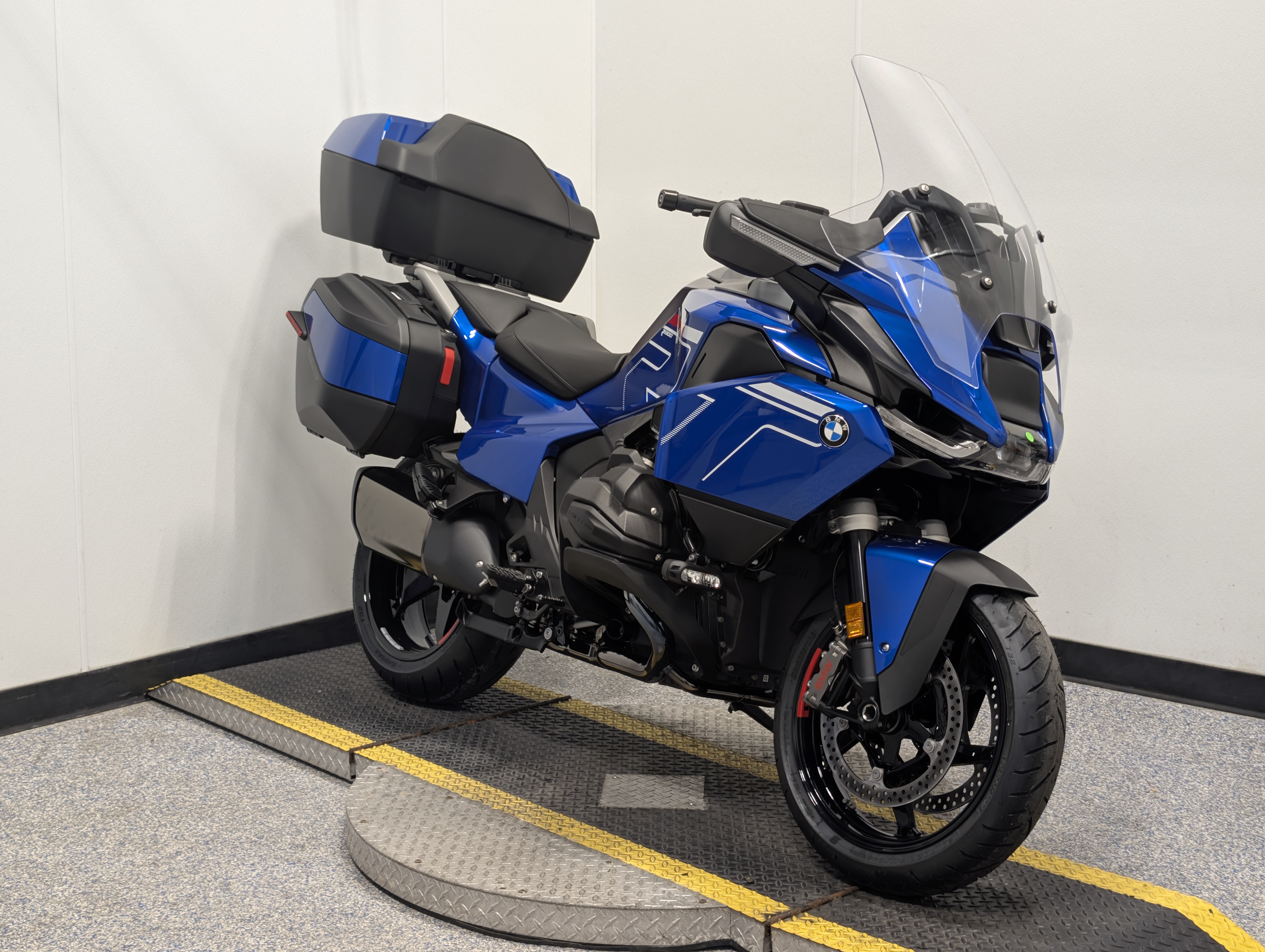 2026 BMW R 1300 RT in Auburn, MA