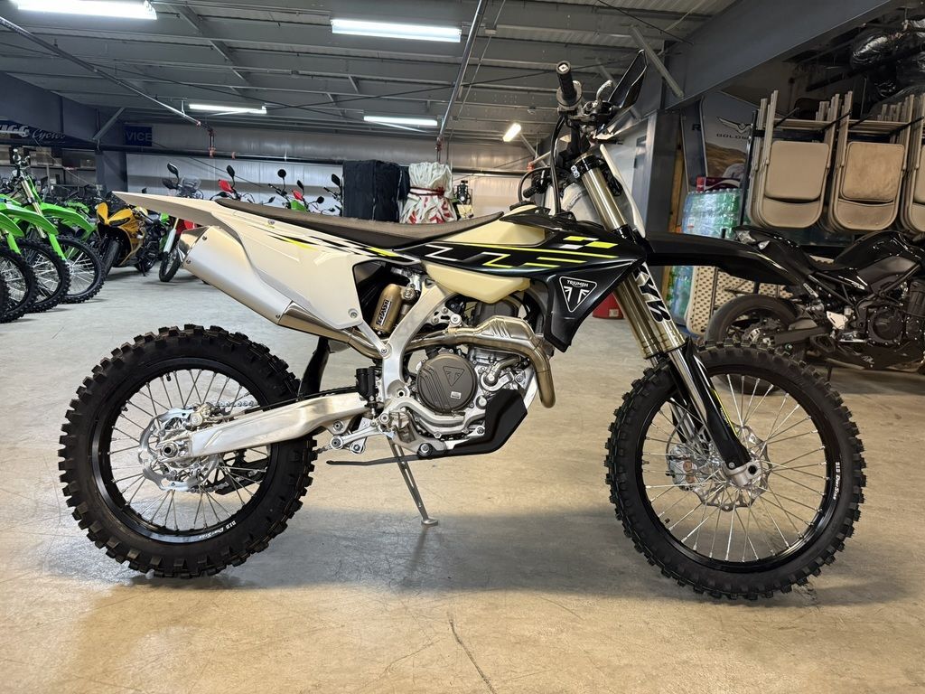 2026 Triumph TF 450-C Jet black/ Pure white 450-C in Hagerstown, MD