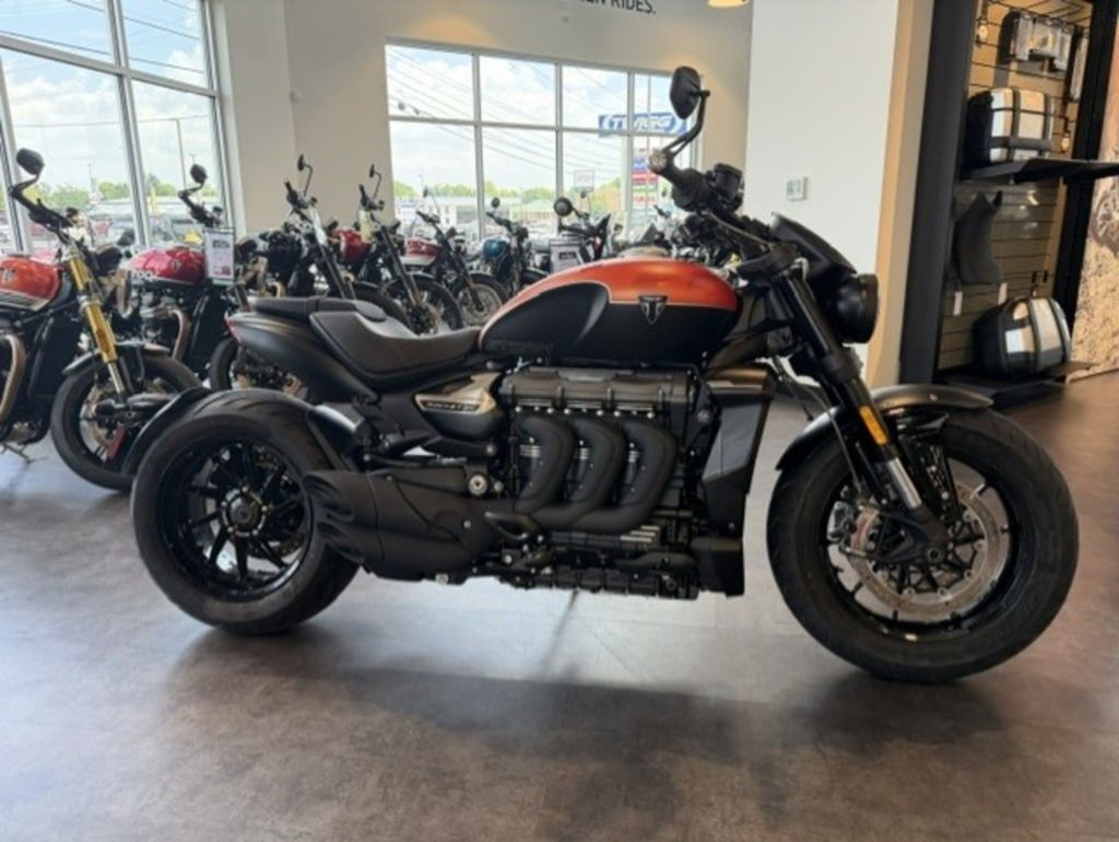 2026 Triumph Rocket 3 Storm R Satin Baja Orange / Matt Sapphire Blac STORM R in Hagerstown, MD