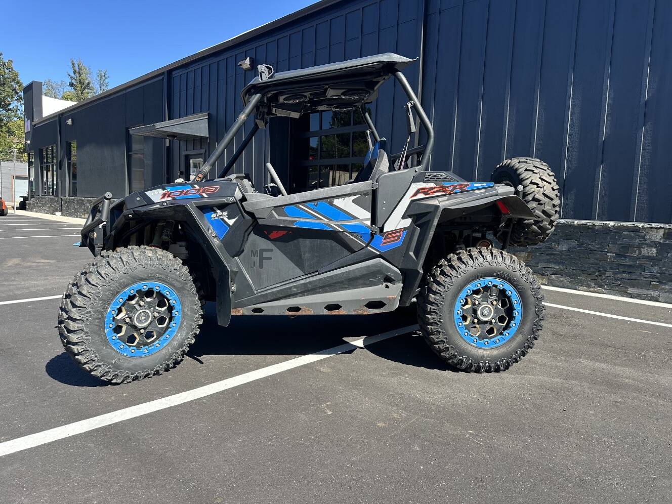 A photo of this 2017 Polaris RZR S 1000 EPS