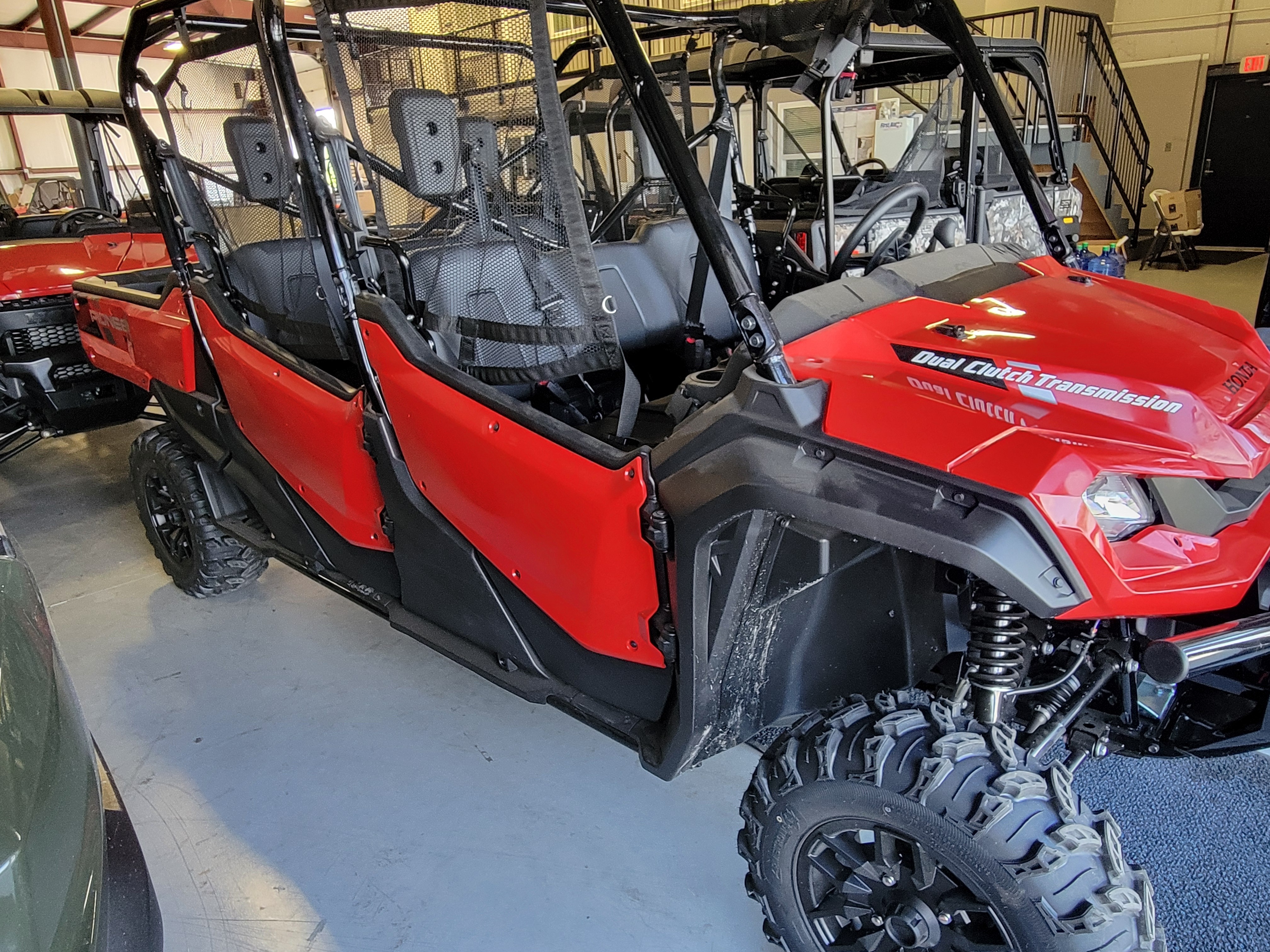 2025 Honda Pioneer 1000-6 Deluxe Crew in topeka KS