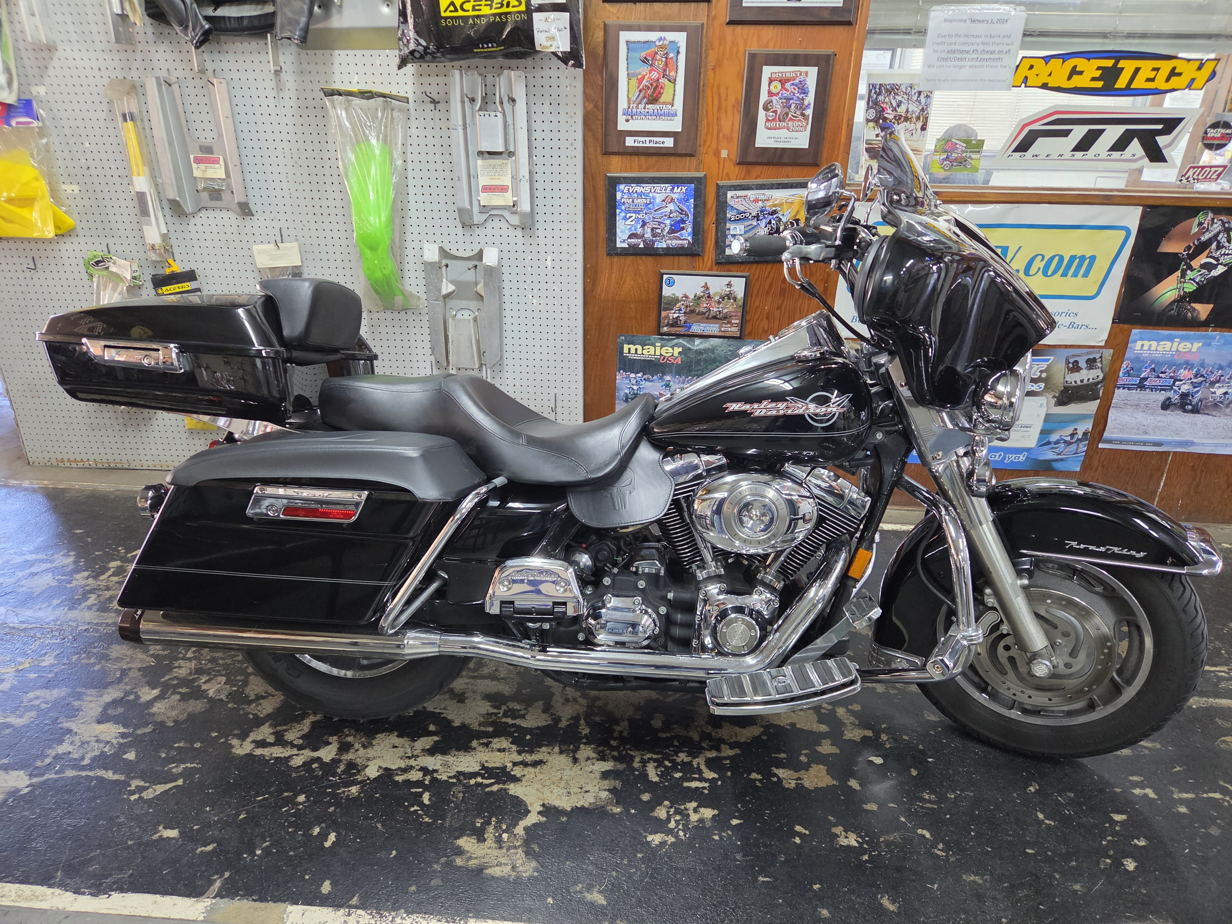 2007 Harley-Davidson ROAD KING BASE BASE in Dover, PA