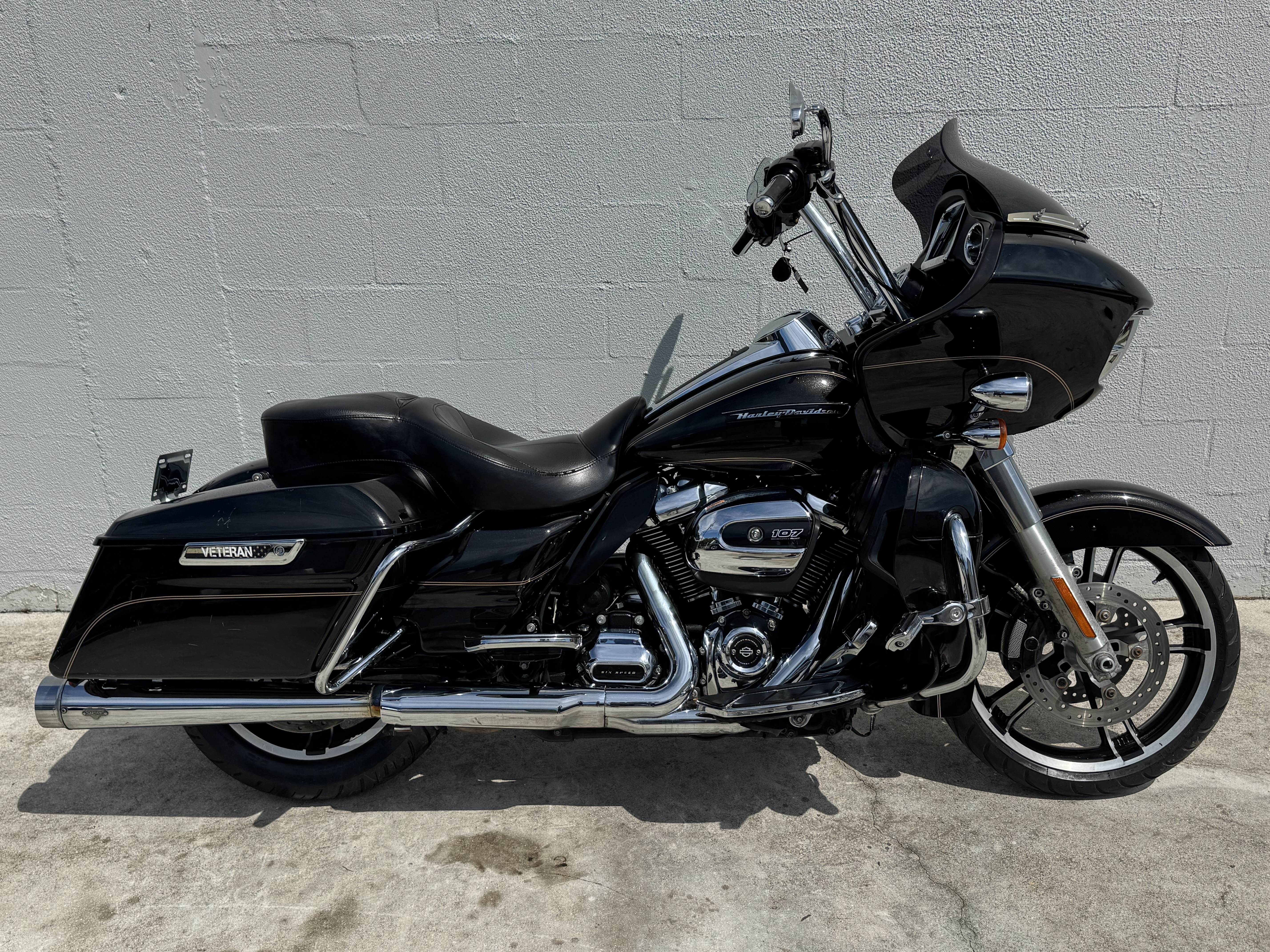 2017 Harley-Davidson ROAD GLIDE ULTRA ULTRA in Sarasota, FL