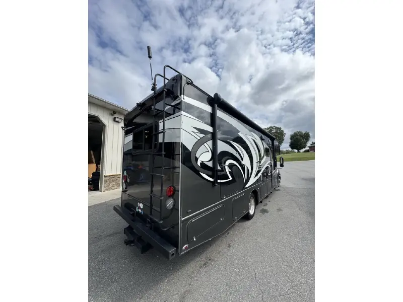 2014 NEXUS PHANTOM 32SC