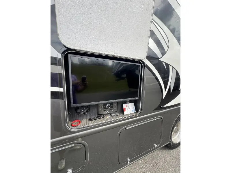 2014 NEXUS PHANTOM 32SC