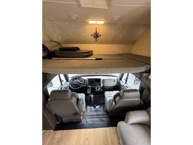 2014 NEXUS PHANTOM 32SC