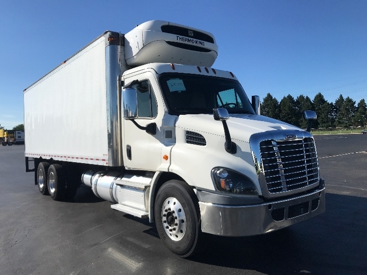 2020 FREIGHTLINER CASCADIA 113 in Lancaster, PA