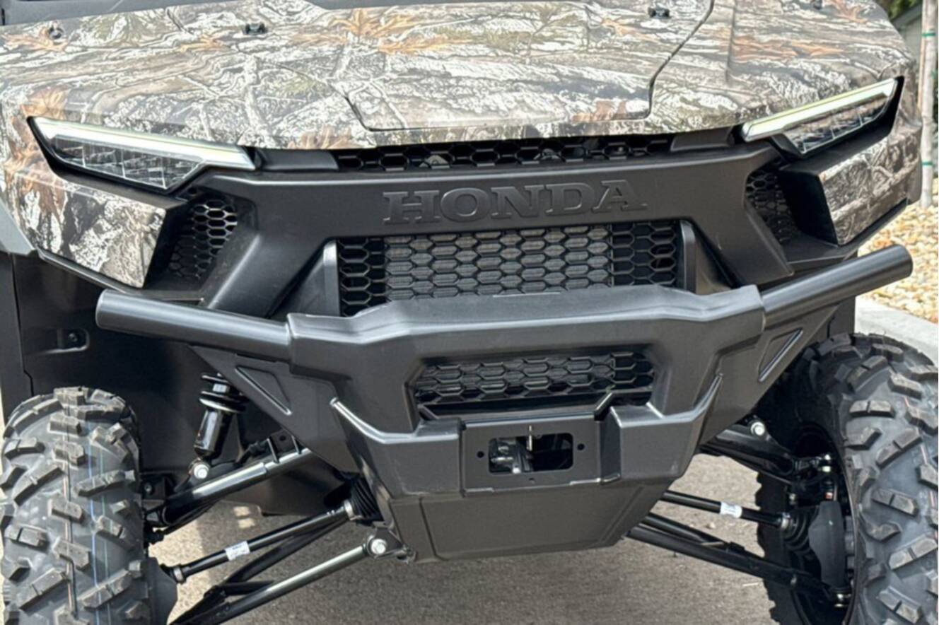 A photo of this 2026 Honda Pioneer 1000-5 Deluxe