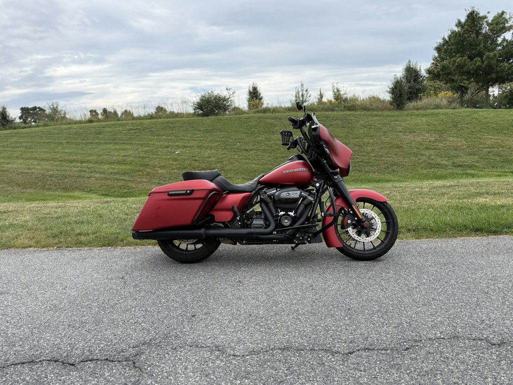 2019 Harley-Davidson Street Glide FLHXS - Special SPECIAL in Winchester, VA