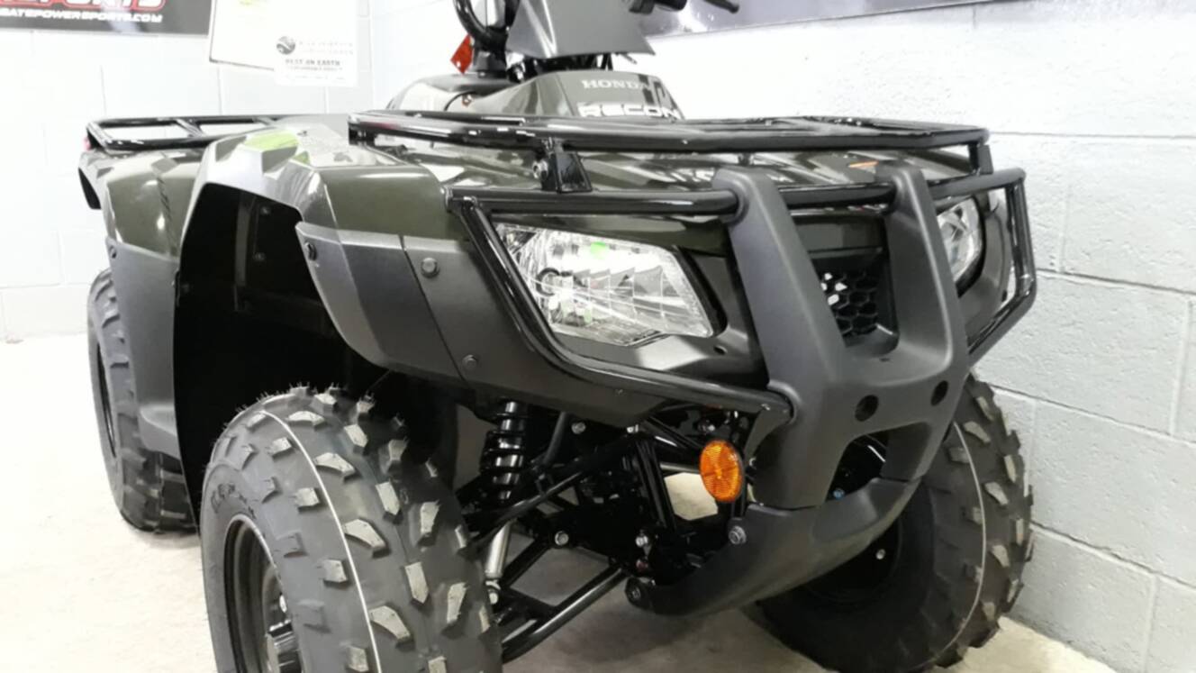 A photo of this 2026 Honda FourTrax Recon ES