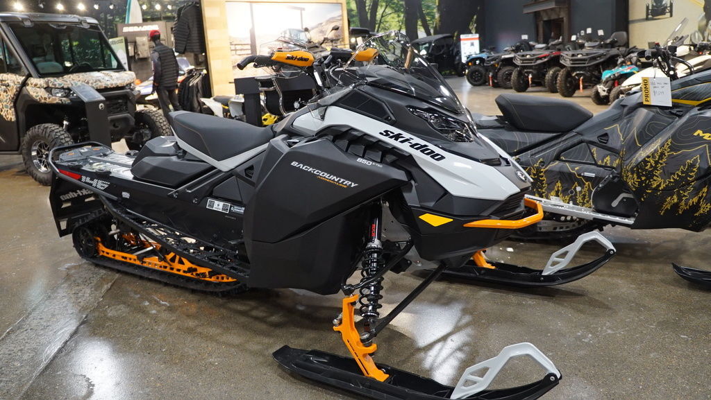 2026 Ski-Doo Backcountry Adrenaline® 850 E-TEC Storm 1.5_Grey 850 E-TEC 146 1.5 in watkins MN
