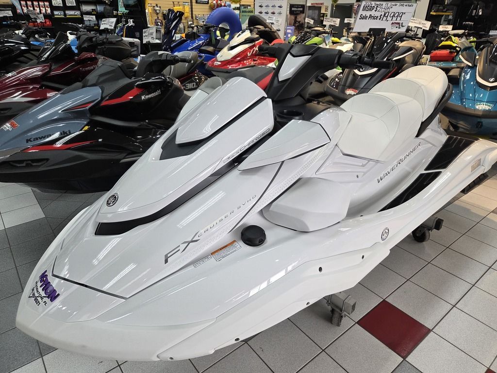 2026 Yamaha Waverunners FX Cruiser SVHO® in bradenton FL