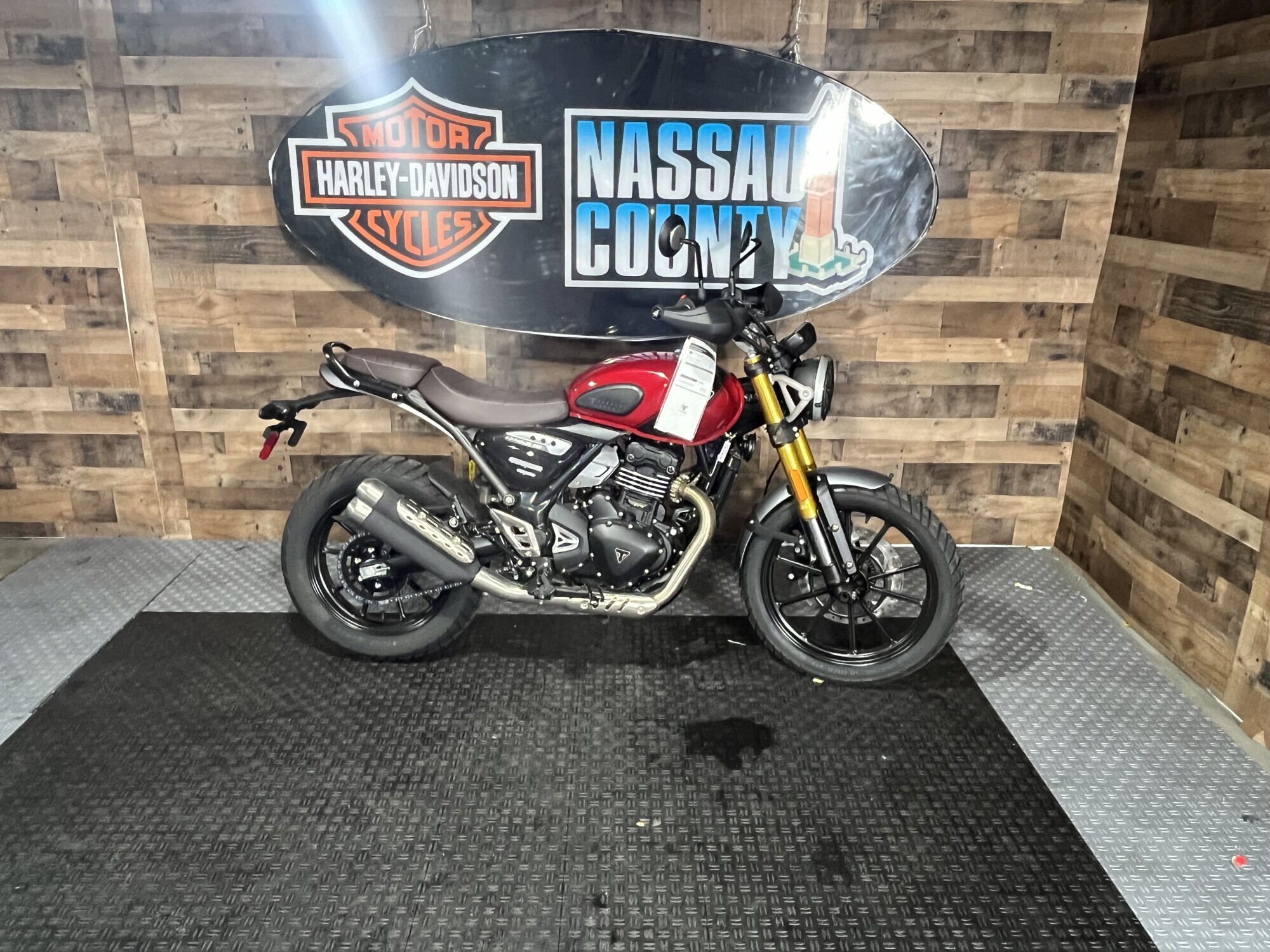 2024 Triumph Scrambler 400X 400 X in Bellmore, NY