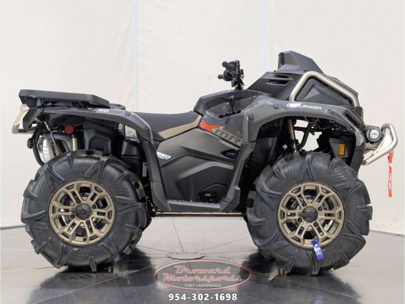 A photo of this 2026 Can-Am Outlander X mr 850
