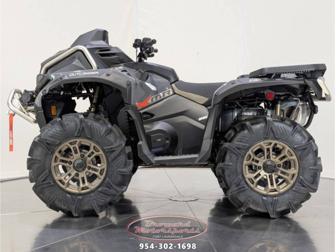 A photo of this 2026 Can-Am Outlander X mr 850