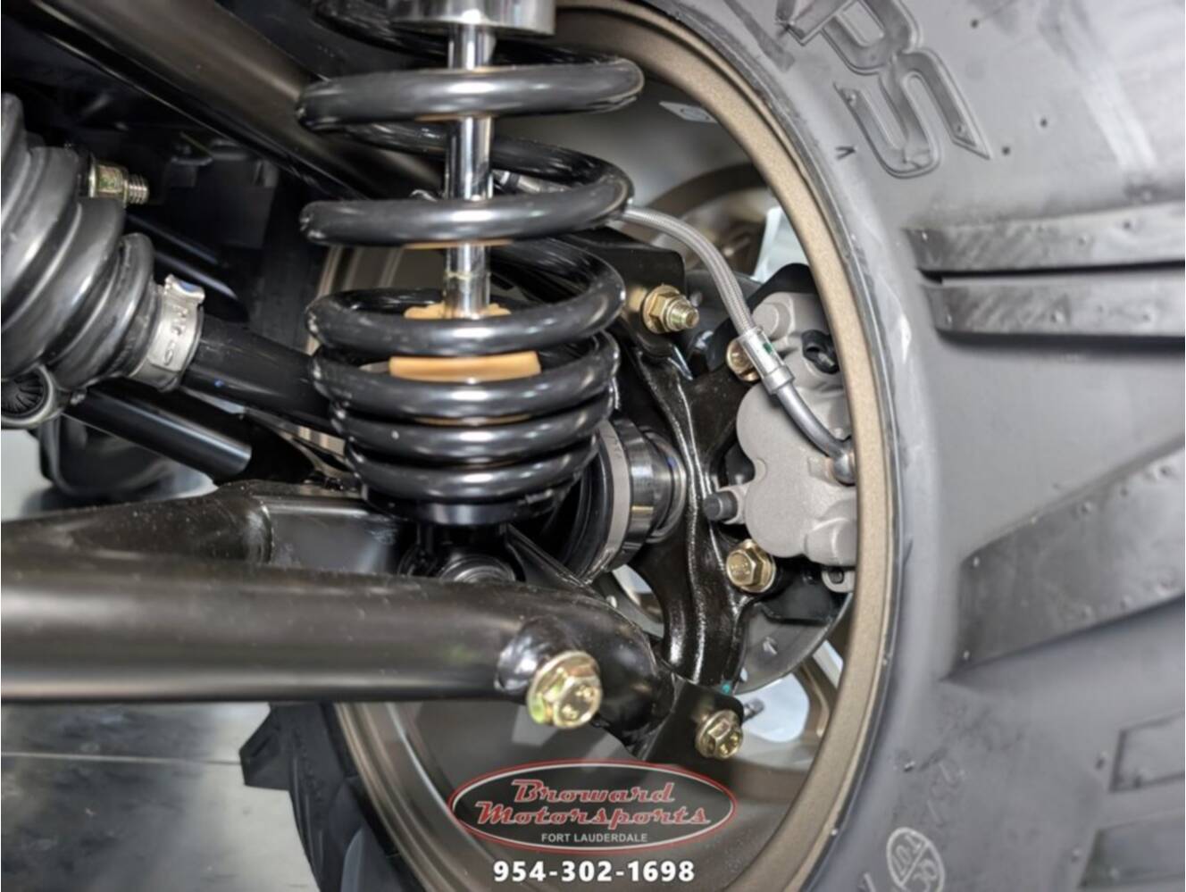 A photo of this 2026 Can-Am Outlander X mr 850