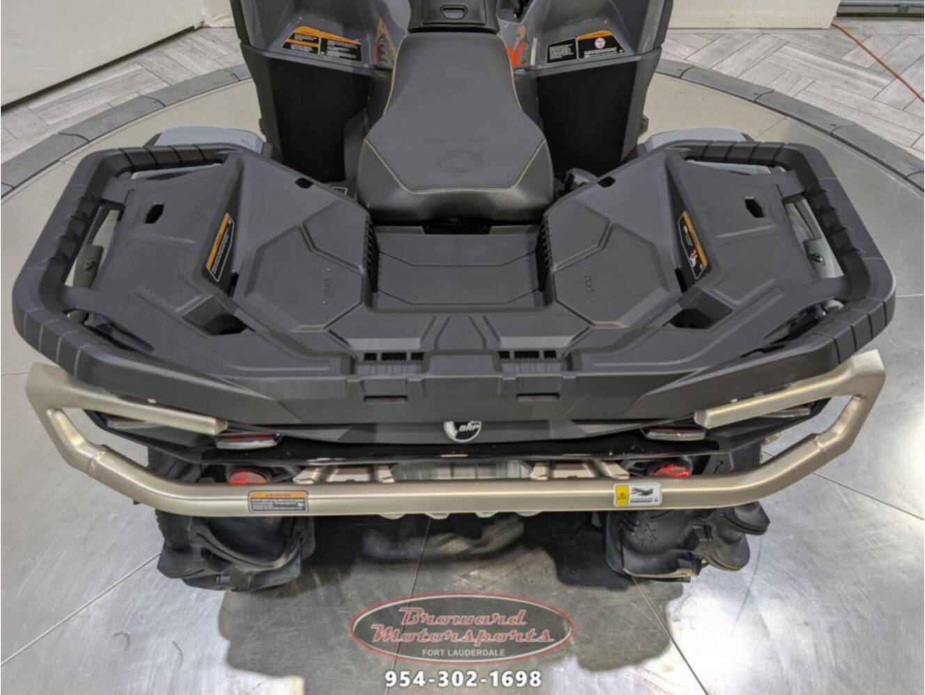 A photo of this 2026 Can-Am Outlander X mr 850