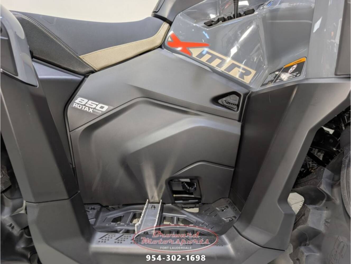 A photo of this 2026 Can-Am Outlander X mr 850