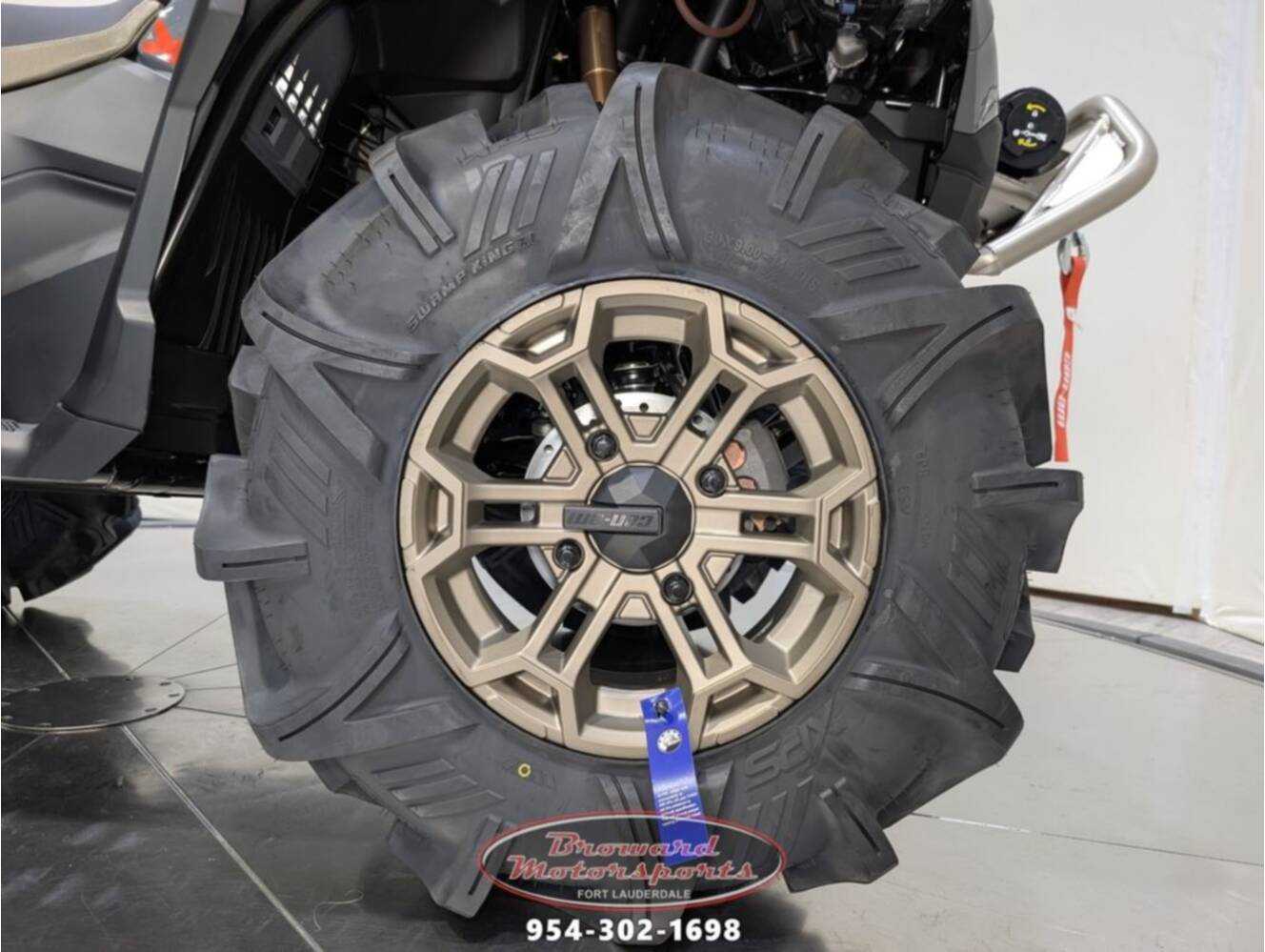 A photo of this 2026 Can-Am Outlander X mr 850