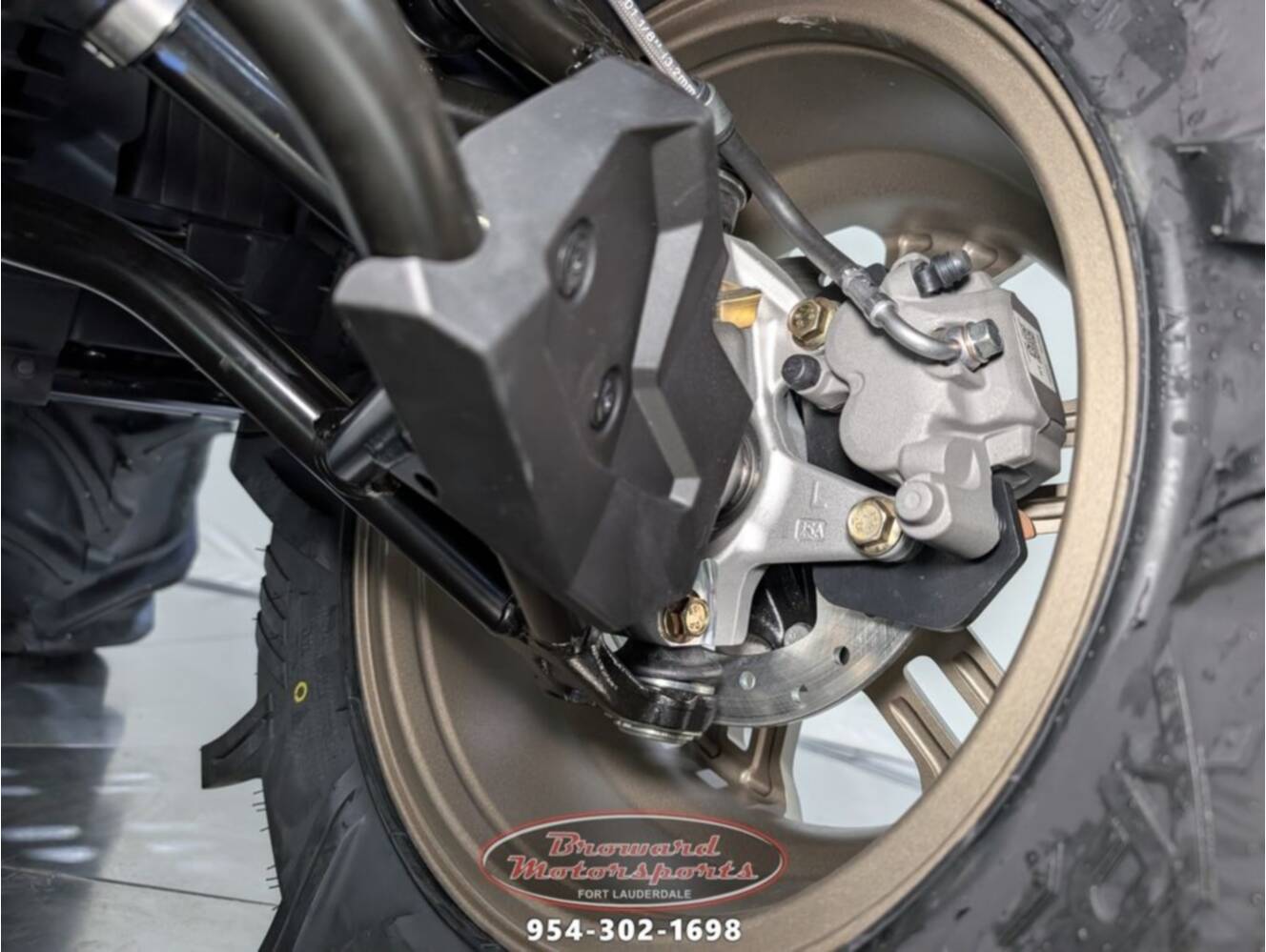 A photo of this 2026 Can-Am Outlander X mr 850