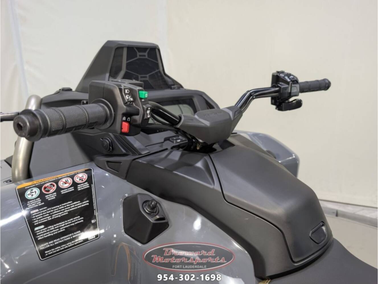 A photo of this 2026 Can-Am Outlander X mr 850