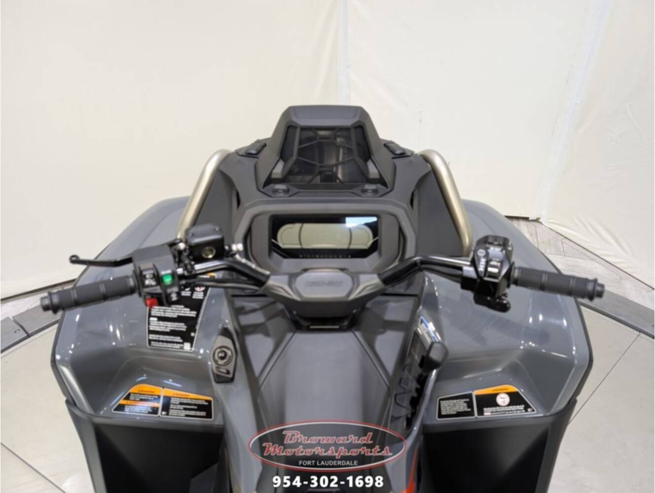 A photo of this 2026 Can-Am Outlander X mr 850