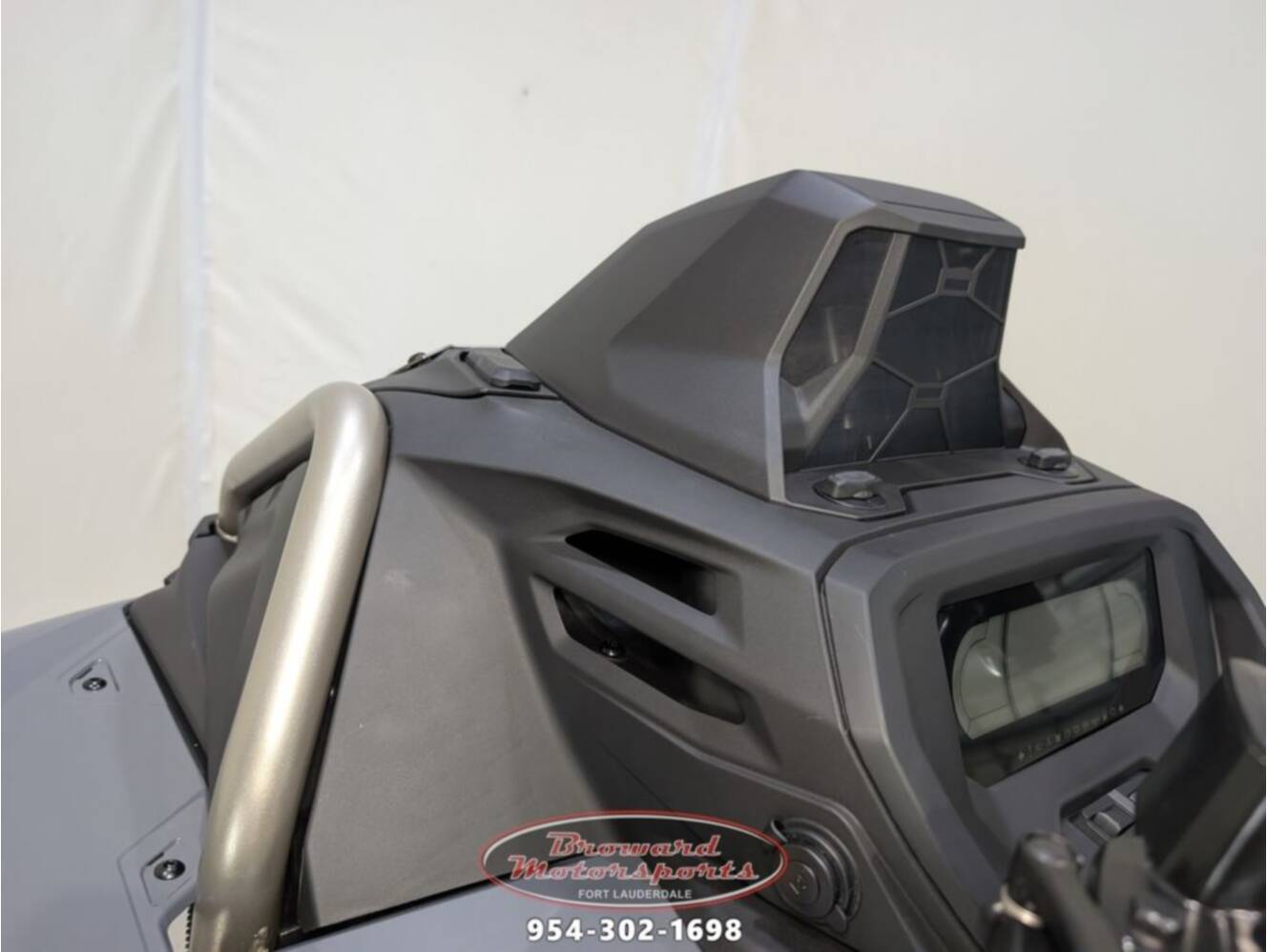 A photo of this 2026 Can-Am Outlander X mr 850