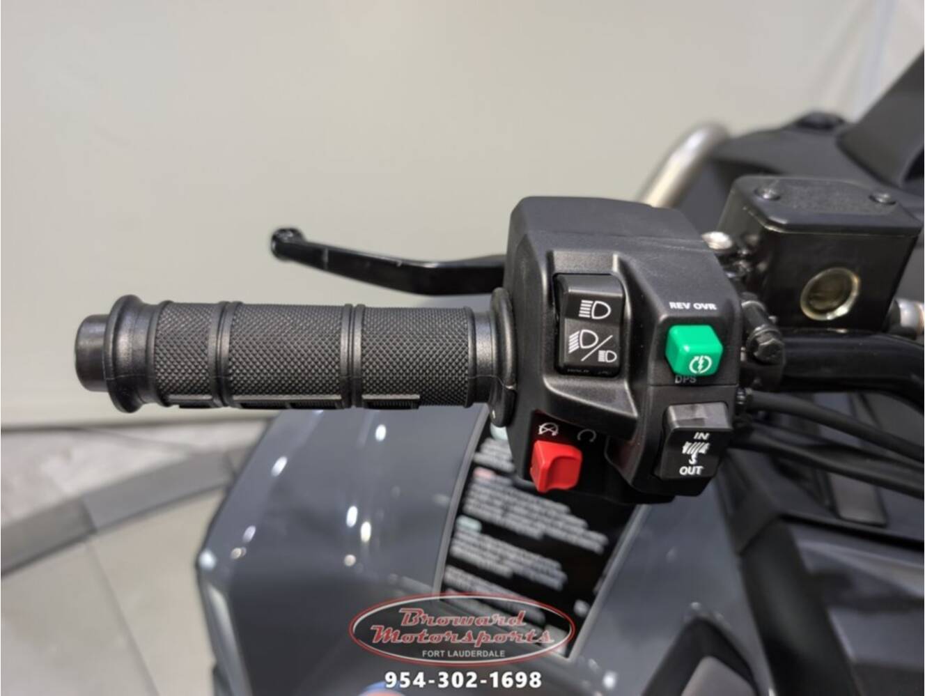 A photo of this 2026 Can-Am Outlander X mr 850