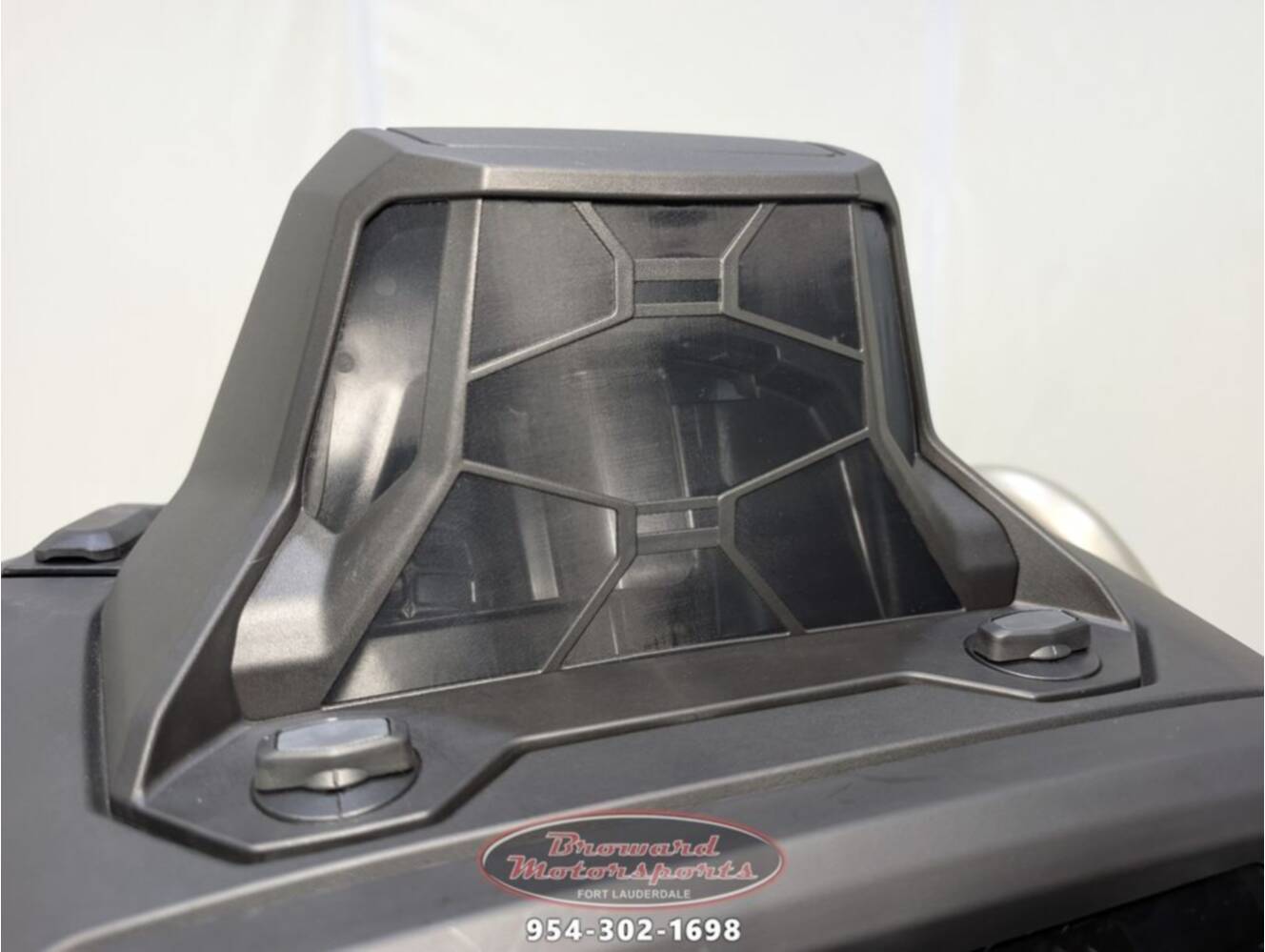 A photo of this 2026 Can-Am Outlander X mr 850