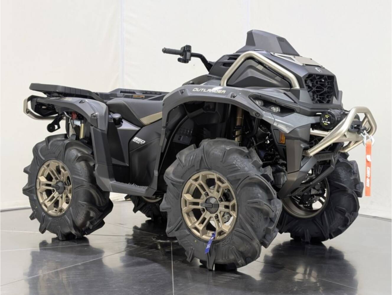 A photo of this 2026 Can-Am Outlander X mr 850