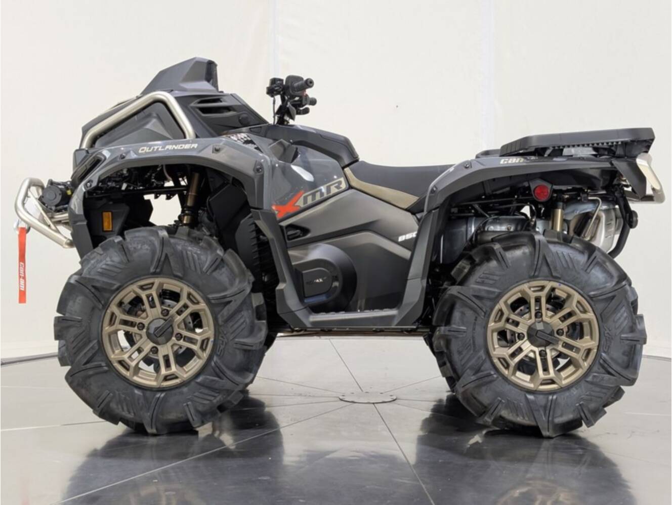 A photo of this 2026 Can-Am Outlander X mr 850