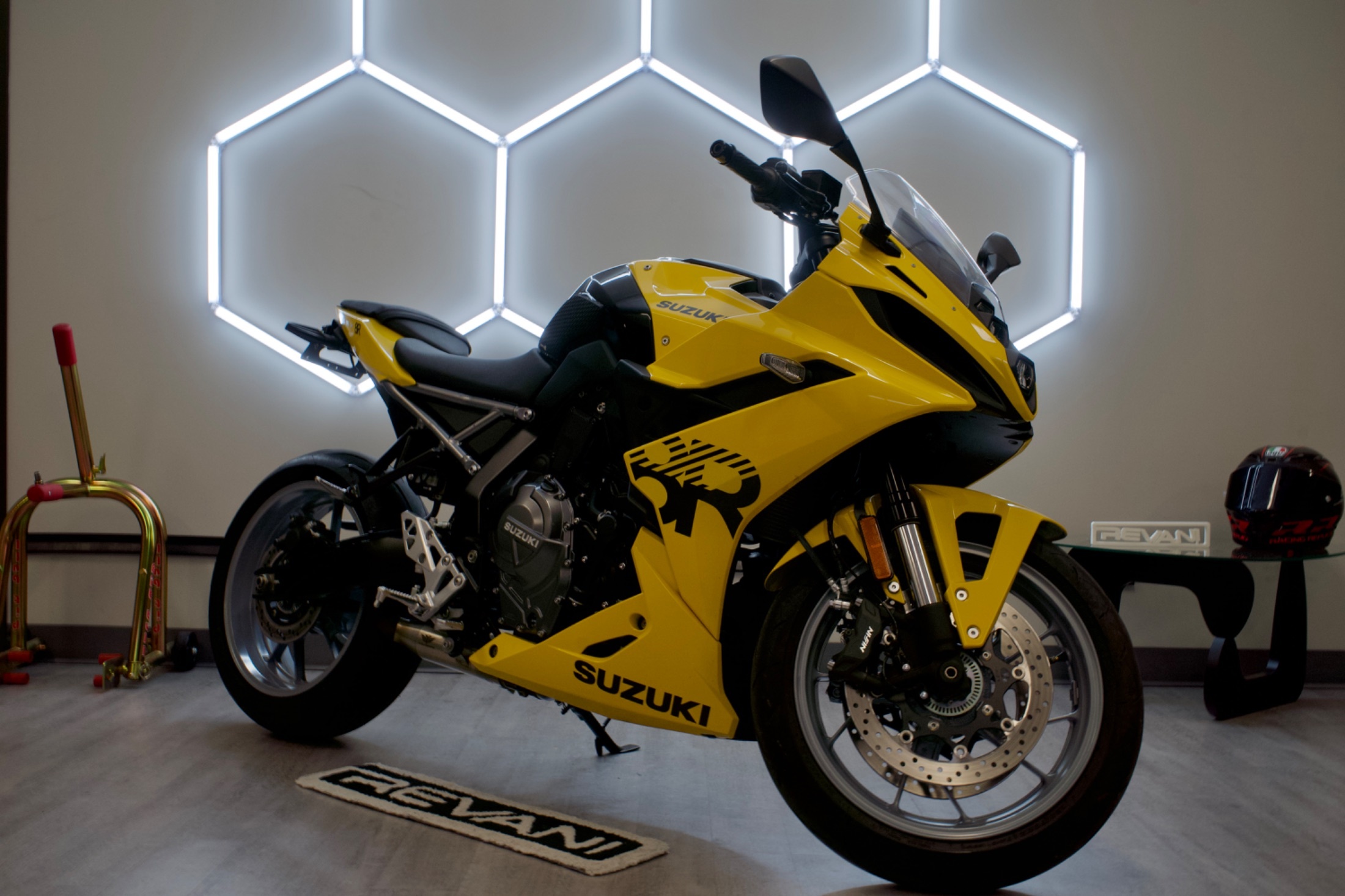 2024 Suzuki GSX-8R Base 8R in Addison, TX