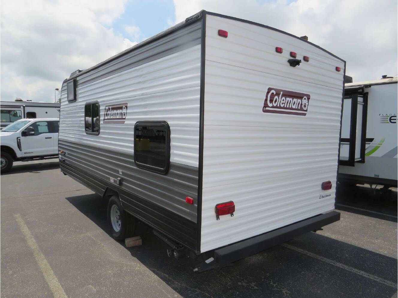 A photo of this 2023 Dutchmen COLEMAN LANTERN 17B