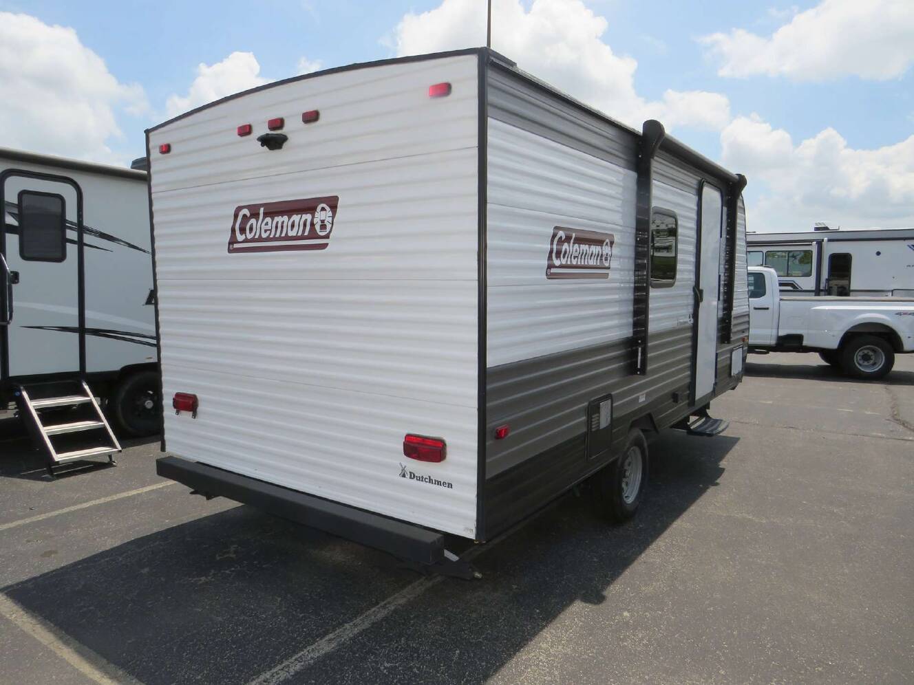 A photo of this 2023 Dutchmen COLEMAN LANTERN 17B