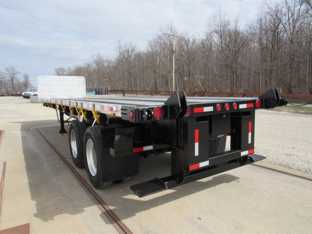 2016 Utility 36' 6" X 102 Alum Combo Princeton/Moffett Trailer in Grabill, IN