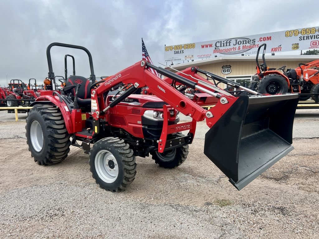 2026 Mahindra 1600 Series 1626 HST 4WD in Sealy, TX