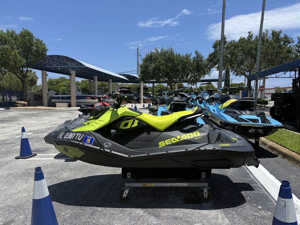 2023 Sea-Doo Spark® Trixx 2-up Rotax® 900 H.O. ACE iBR and A 1-UP ROTAX 900 H.O. ACE IBR & SOUND SYSTEM in deerfield beach FL