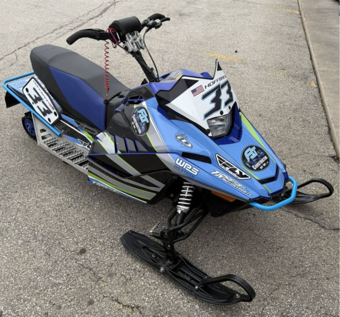 A photo of this 2023 Yamaha Snoscoot ES