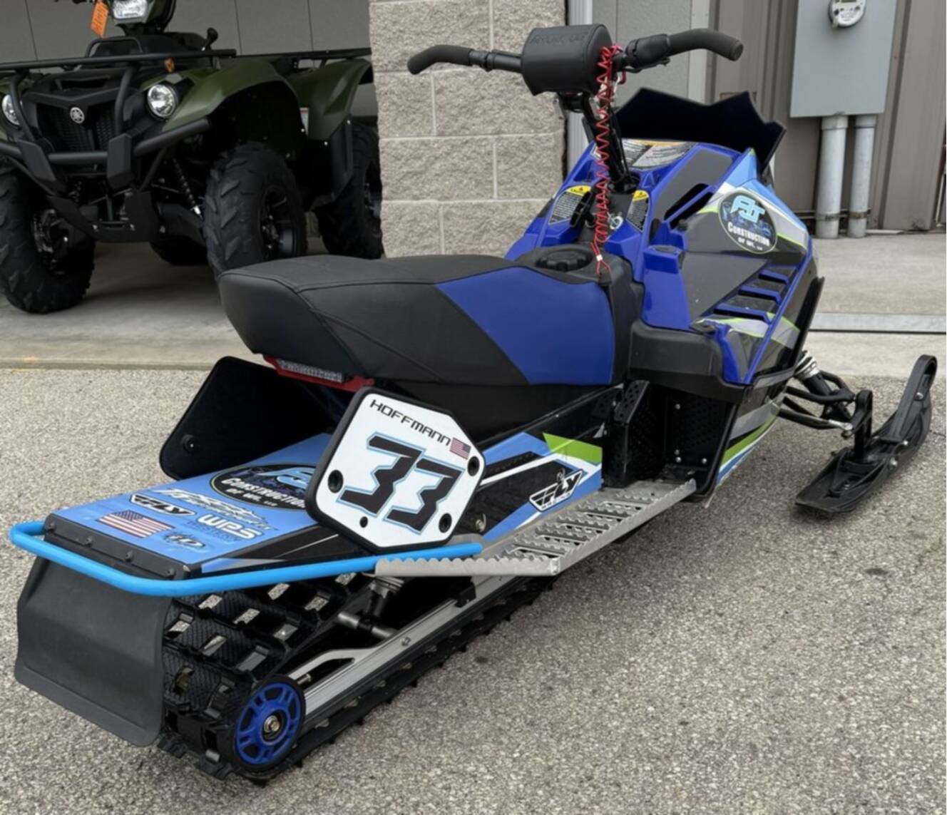 A photo of this 2023 Yamaha Snoscoot ES