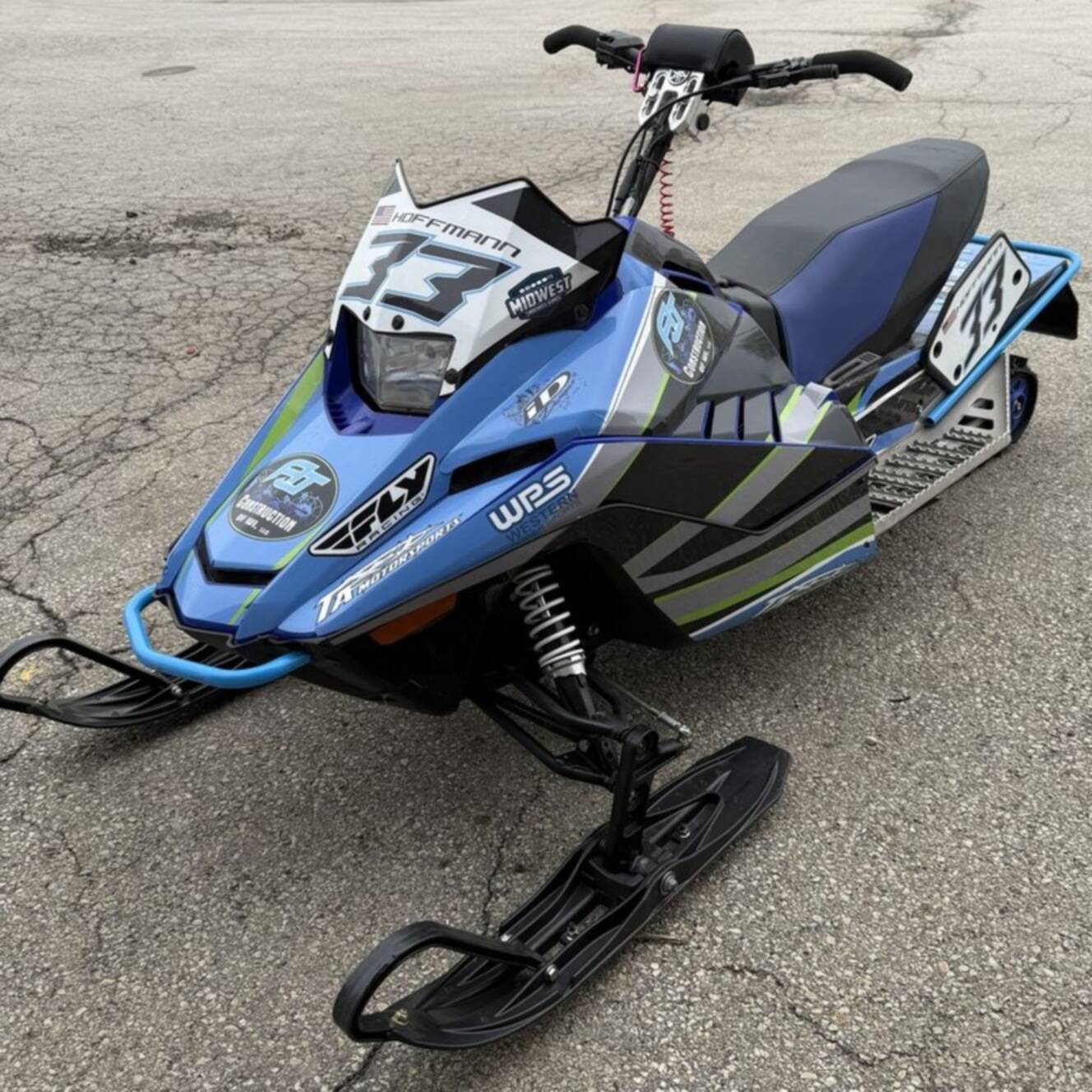 A photo of this 2023 Yamaha Snoscoot ES