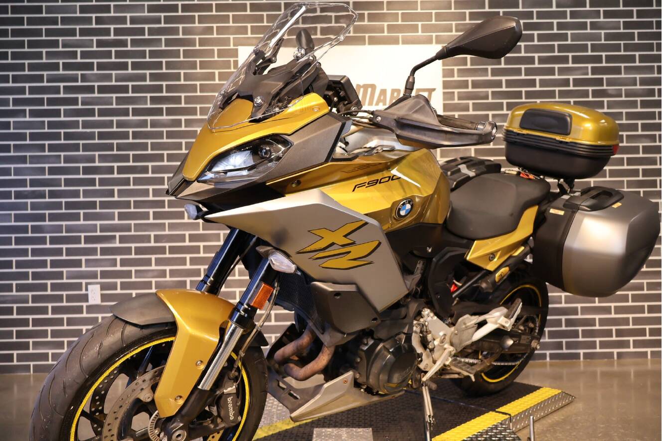 A photo of this 2021 BMW F 900 XR